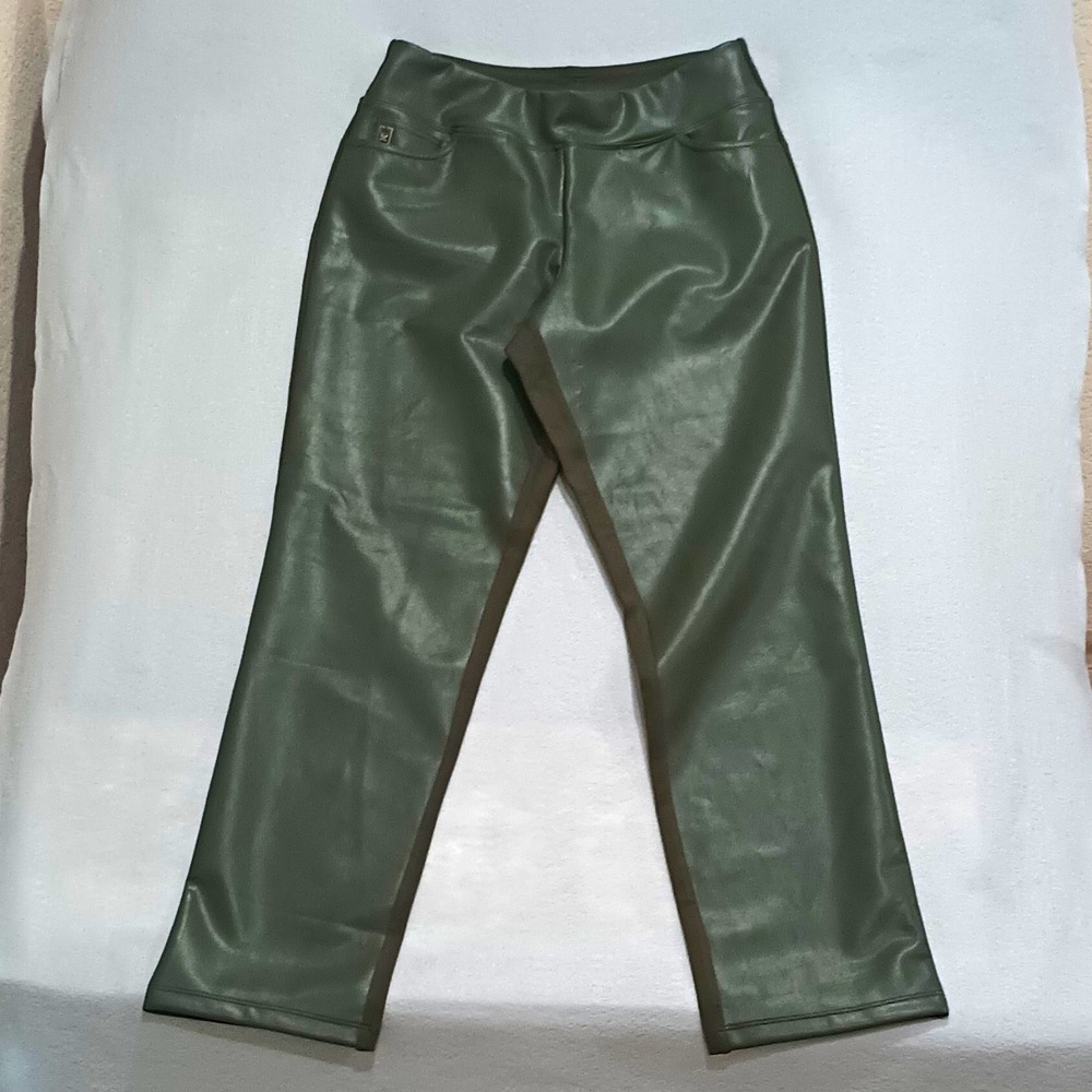 Belle by Kim Gravel Green Faux Leather Pull-On Stretch Pants Women's Petite 8P